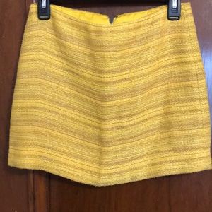 Alice + Olivia Skirts - Alice+Olivia yellow & metallic gold mini skirt Alice + Olivia Skirts - Alice+Olivia yellow & metallic gold mini skirt